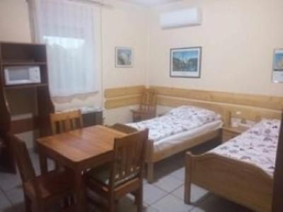 Pelikan Szallas Nagykanizsa Εξωτερικό φωτογραφία